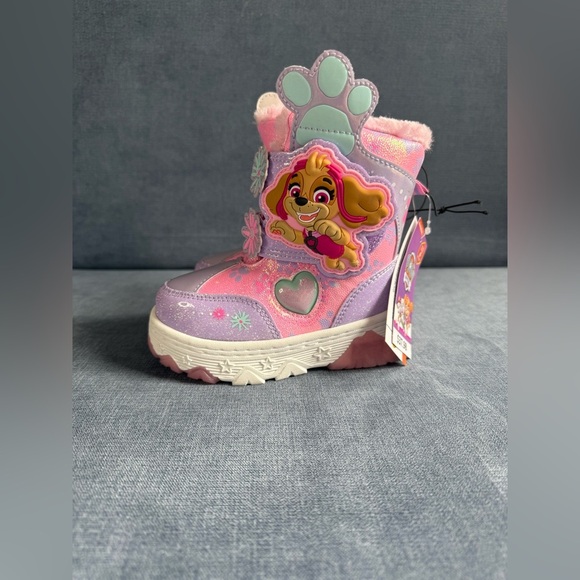 Paw Patrol Sky Light Up Snow Boots Toddler Girls SZ 7 Pink Velcro Closure Warm - Picture 3 of 8